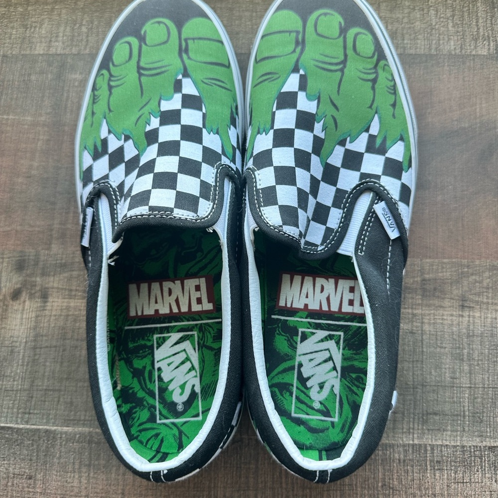 Vans Marvel Men’s Slip-On Shoes - Green and Black